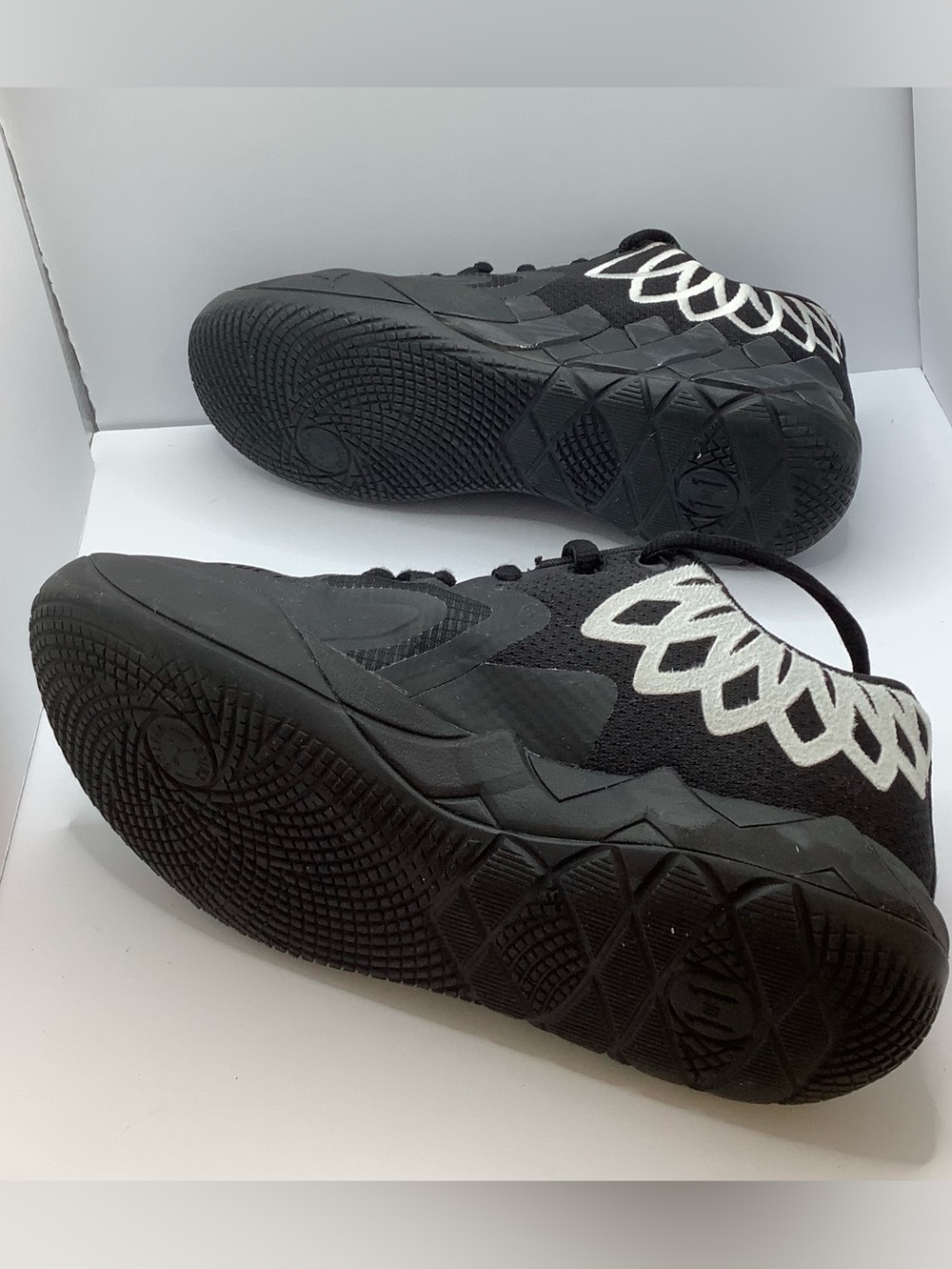 PUMA Lamelo Ball “Not From Here” 1 of 1 Youth Black White Basketball Sneakers - Picture 6 of 8